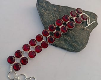 Beautiful Garnet statemernt bracelet,925 sterling silver bracelet,handmade bracelet,gift for women,birthday gift,red garnet bracelet