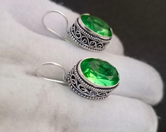 Peridot Ohrring,925 Sterling Silber Ohrring,handgemachte Ohrring,Geschenk für Frau,Geburtstag Geschenk,Geburtstag Geschenk,grüne Edelstein Ohrring