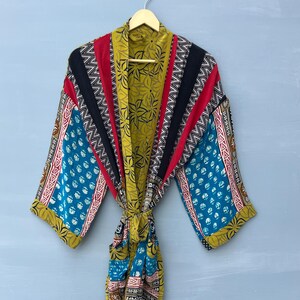 Crepe Silk Kimono Robe for Women, Boho Patchwork Kimono Cardigan, Upcycled Silk Sari Jacket, Beach Cover Up, Festival Duster, Bohemian Gift
