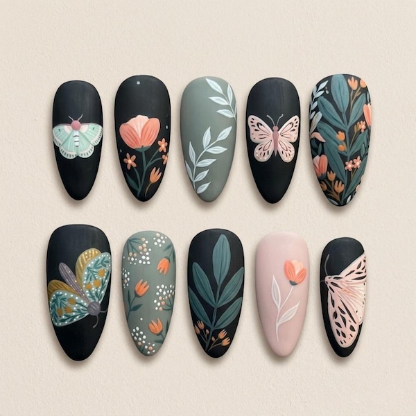 Unhas Postiças Botânicas com Borboletas, Unhas Florais Escuras com Tema da Natureza, Unhas Verde-Floresta com Tema de Jardim, Unhas Postiças Florais Estilo Cottagecore, Unhas Elegantes