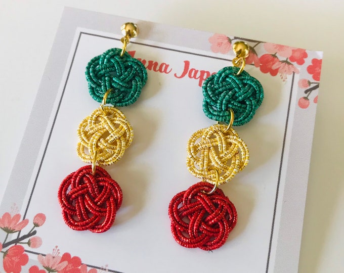 triple earrings / mizuhiki knotting /black and gold