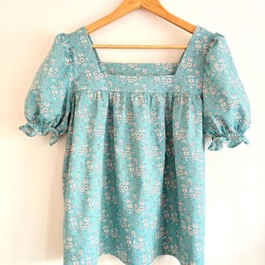 Summer Floral Blouse - Botanical Blouse - Square Neck Blouse-Retro Daisy Floral Blouse - Floral Loose Shirt - Liberty of London Print Blouse