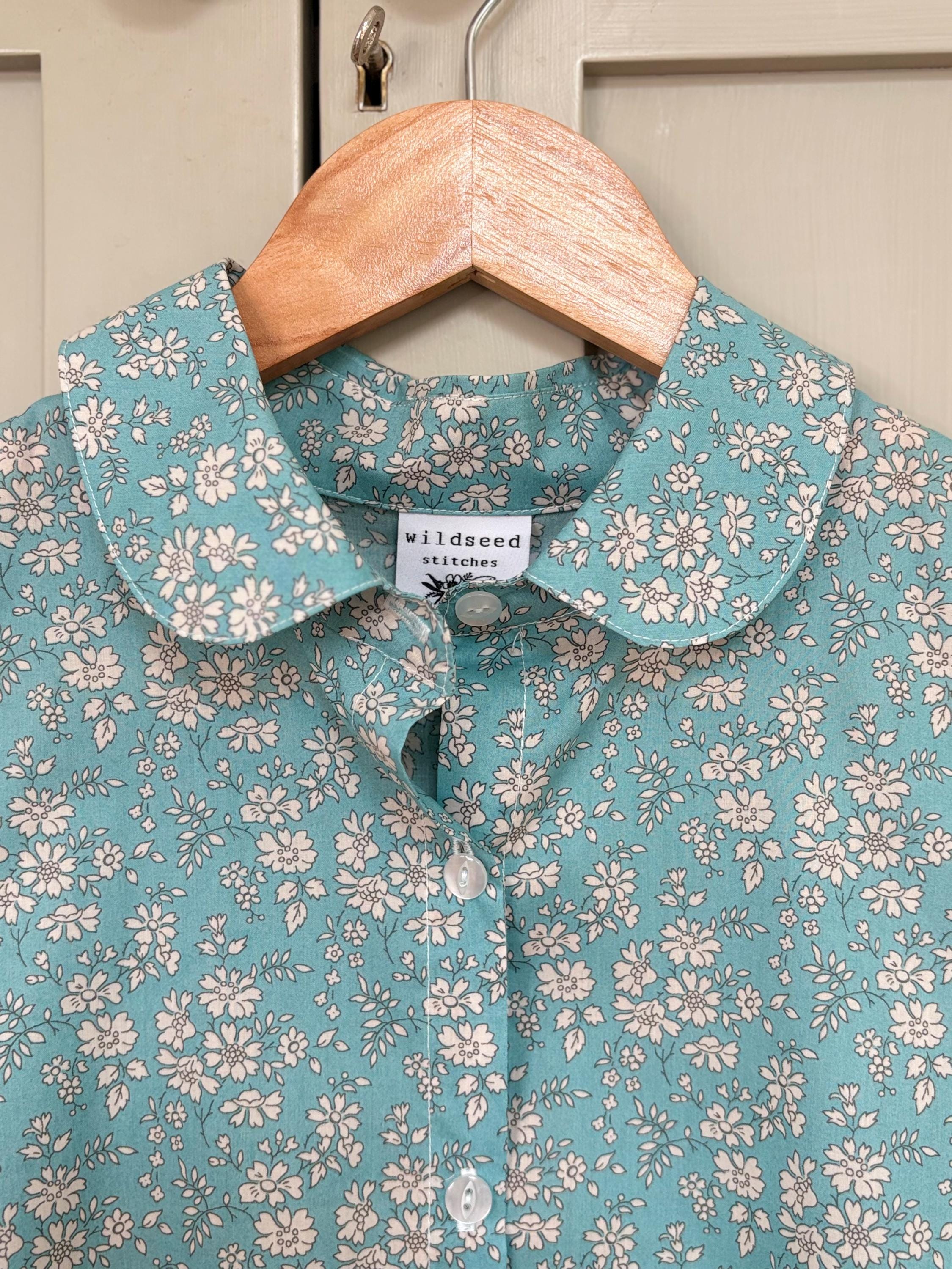 タグ付き】Garden Floral-print Ribbon Blouse
