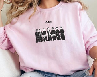 Kpop BTS Graphic T-Shirt, Korean Style  Hoodie, Korean Unisex Sweatshirt