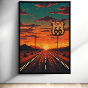 Può includere: Una stampa artistica da parete incorniciata che raffigura un'autostrada nel deserto al tramonto. Un cartello stradale della Route 66 si trova sul lato destro della strada. Il cielo è arancione e verde acqua con nuvole, montagne e pali della luce.