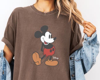 Disney Classic Mickey Mouse Pose Sweatshirt, Mickey Hoodie, Disneyland Holiday Vacation T-Shirt, Disney Retro T-Shirt
