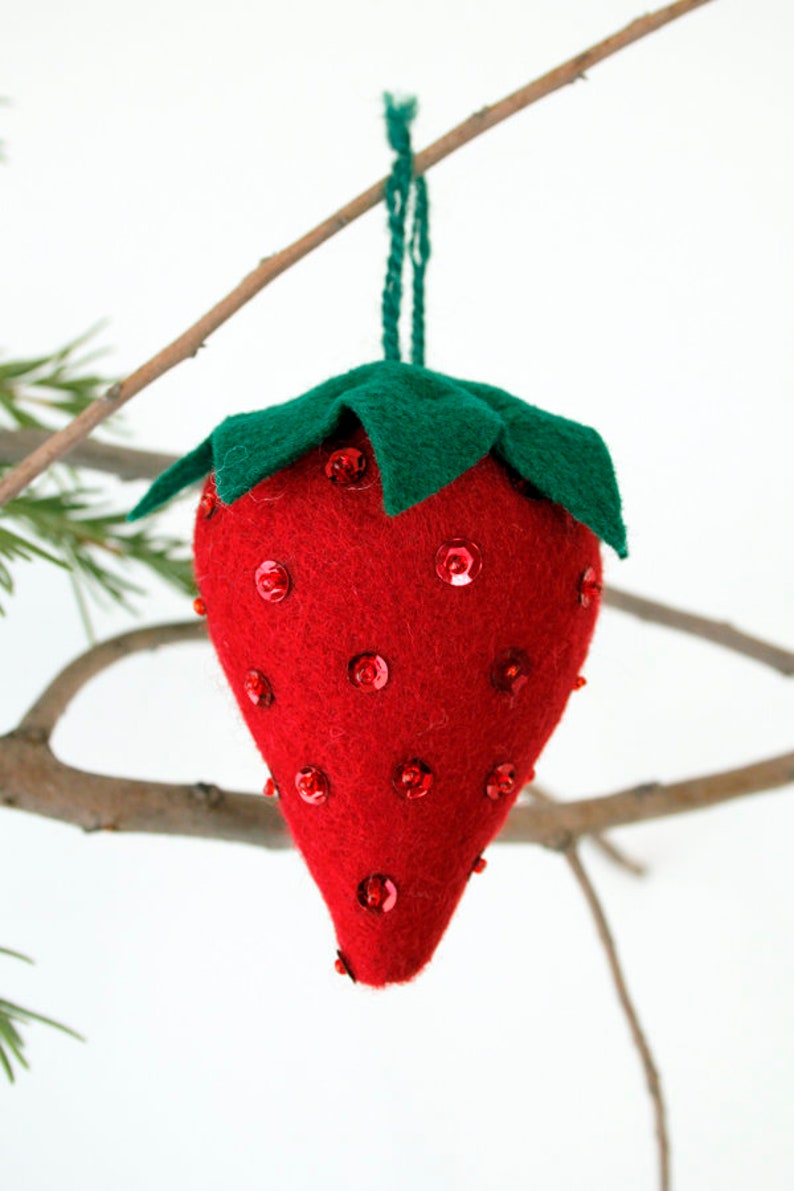 Vintage Style Kitsch Sequined and Beaded Felt Strawberry Christmas Ornament image 4