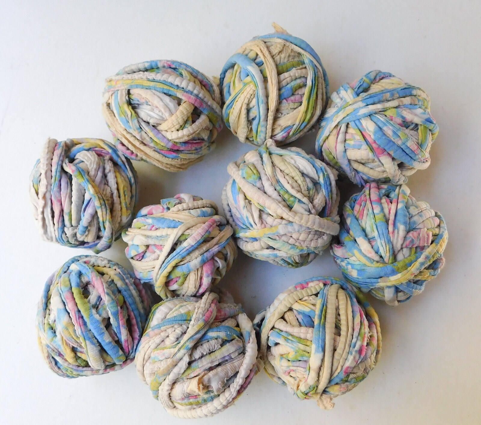 10 Vintage Rag Rug Balls Primitives Pastel Blue Pink Cream Etsy