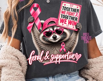 野生的で支援的なアライグマのPNG画像、乳がん啓発シャツのデザイン、ピンクのリボン、共に闘うギフト、がん戦士のデジタルダウンロード