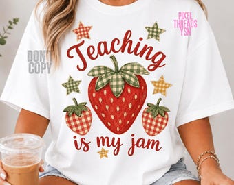„Unterrichten ist mein Ding“ (Patchwork-Faux-PNG), Erdbeer-Schulanfang (PNG), Lesende Lehrerin (PNG), Koffein-Lehrer-Shirt (PNG, digitaler Download)