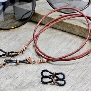 Auburn Leather Eyeglass Holder: Antique Copper Lanyard