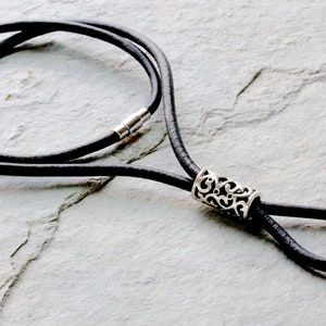 Black Leather Eyeglass Holder Chain, Tibetan Silver Leather Eyeglass Loop, Leather Sunglasses Holder Necklace, Leather Glasses Chain, maetri