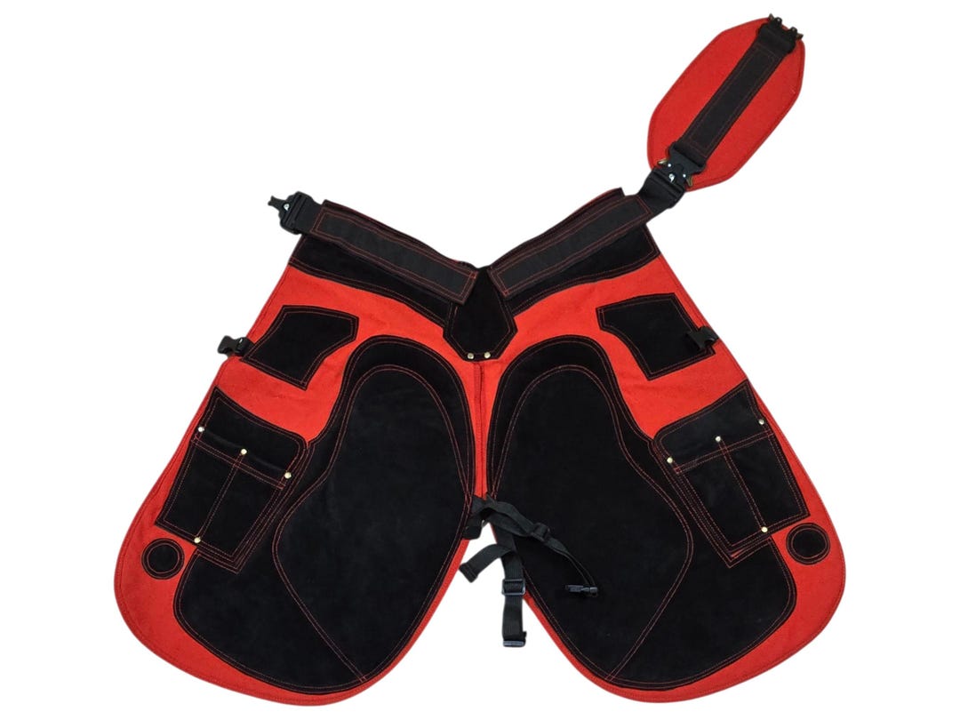 23 Women Farrier Aprons Chaps made in Leather and Canvas