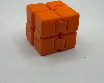 Infinity Cube Fidget Toy – Giocattolo da scrivania antistress: scegli il tuo colore!