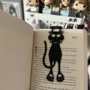 Black Cat Bookmark – Cute and Quirky Reading Accessory for Book Lovers