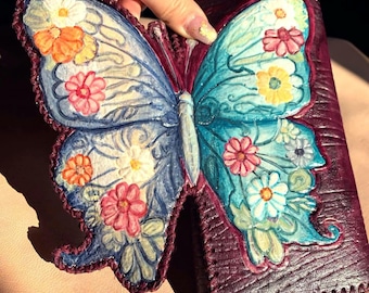 Personalisierte Ledergeldbörse für Frauen - Handbemalte Schmetterlings-Geldbörse, einzigartiges Blumengeschenk aus Rindsleder, handgefertigte Leder-Clutch