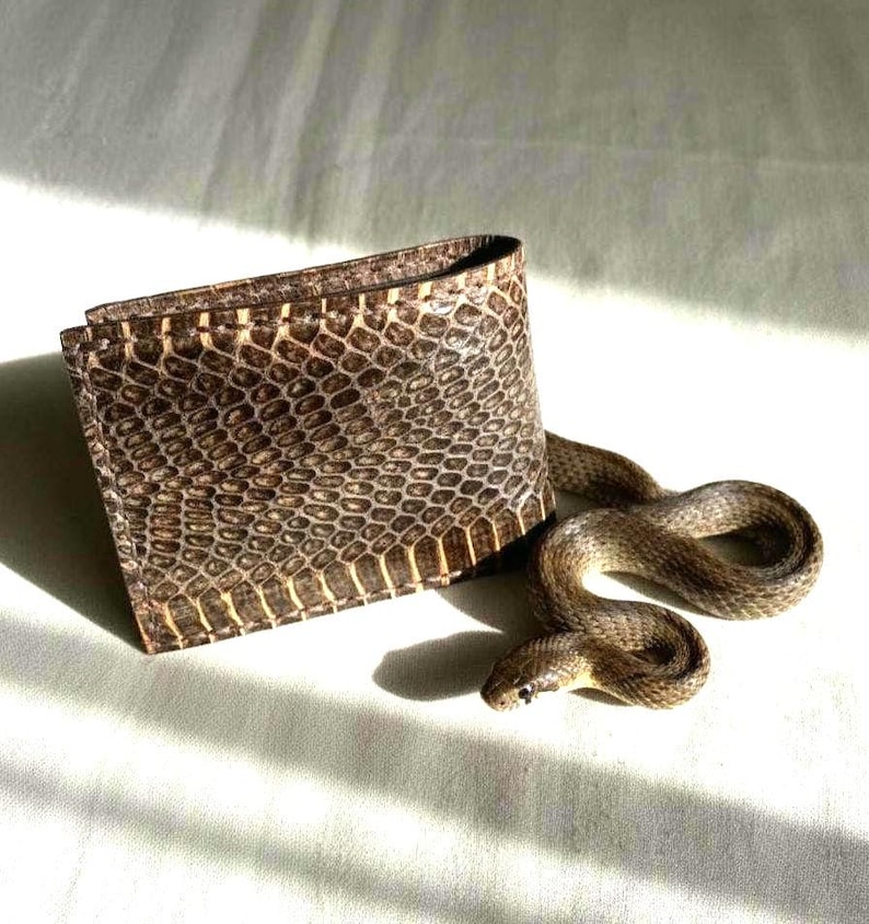 Python leather wallet for men with natural snake texture