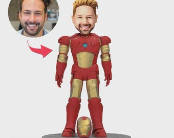 Figura cabezona de Iron Man personalizada con texto grabado. Regalo perfecto para bodas, aniversarios y San Valentín.