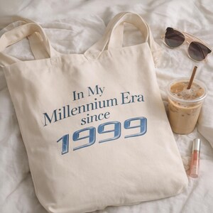 Bolso tote Millennium Era desde 1999 / Lona vintage con nostalgia de los 90