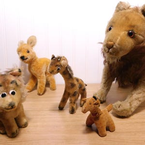 Vintage Steiff Animals – Papa Lion, Fawn, Berg Giraffe, Fox, Mini Giraffe