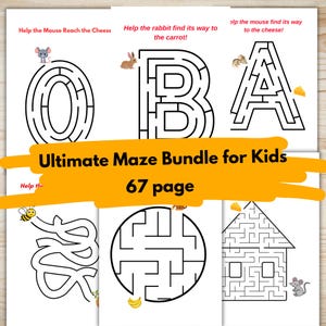 Può includere: Una raccolta di labirinti in bianco e nero per bambini. I labirinti hanno la forma di lettere, cerchi e case. Il testo "Ultimate Maze Bundle for Kids" e "67 page" è visualizzato su uno striscione arancione.
