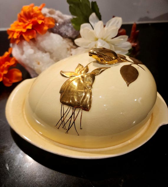 Vintage Royal Winton Grimwades Cheese Dome • Primrose Yellow, Gold Fruit Finial