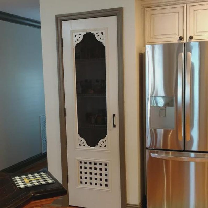 Four Screen Door Wood Brackets / Shelf Brackets / Victorian Gingerbread Screen Door Trim 6" x 6" x 3/4" image 4