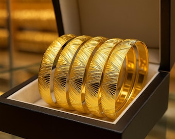 Turkish Style Gold Plated Bracelet for Women, Single Wide Bangle with Feather Pattern, Elegant Traditional Jewelry Gift for Her