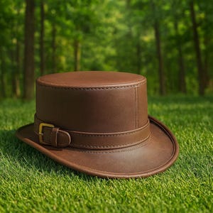 Leather Renaissance Hat - Etsy display picture 3