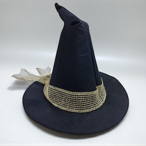 Adult Witch Hat – Black Felt Halloween Hat for Costumes & Parties, Handmade Witch Cosplay Accessory, Spooky Halloween Decoration