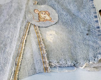 Toppa in denim ricamata a mano, applicazione con topo danzante