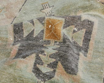 Alfombra turca vintage de lana, beige, verde y marrón, estilo tribal antiguo, pequeña (40 x 90 cm)