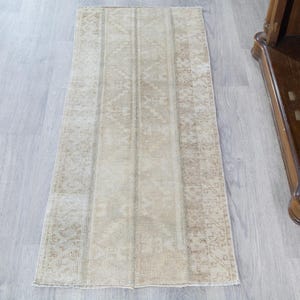 1.9x4.6 ft, Vintage Turkish Faded Runner Rug, Beige Boho Floral Patchwork Rug