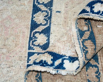 Alfombra turca de lujo Oushak, alfombra moderna vintage tejida a mano de 1,2 x 2,1 m, alfombra de área rosa claro, azul y beige, alfombra de entrada con aspecto envejecido