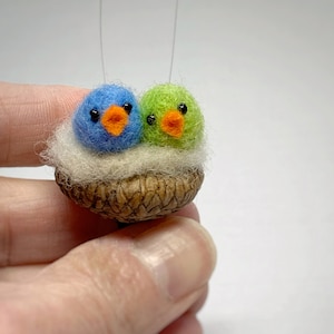 Needle Felted Bird Ornament, Valentine Love Bird Ornament, Felted Birds in Acorn Cap