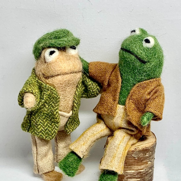 Frog and Toad Sculptures, Frog and Toad Decor, Needle Felted Sculpture