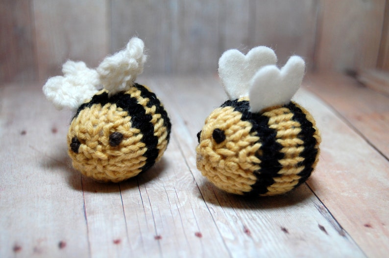 Bee Knitting Pattern and Picture Tutorial Instant Download Etsy