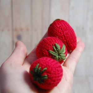 Knitting Pattern Strawberries, PDF Strawberry Craft Pattern, Fiber Art DIY image 4