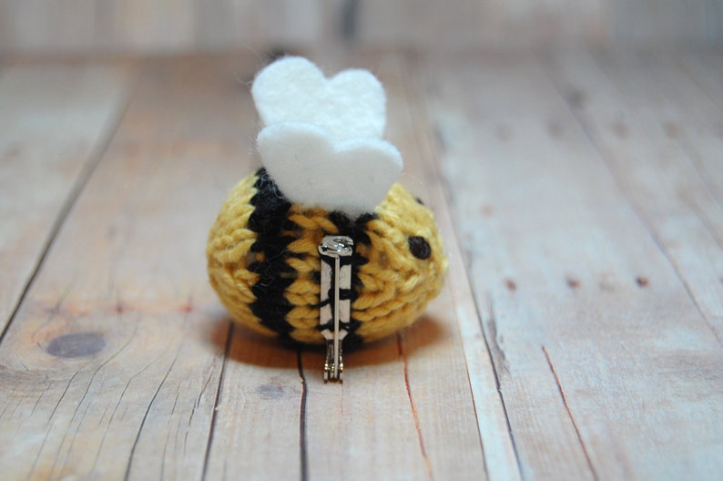 Bee Brooch, Bumble Bee Lapel Pin, Bee Broach, Bee Bridal Shower, Gift for Her, Mother's Day Gift, Bumble Bee Pin, Queen Bee Gift, Knit Bug image 3