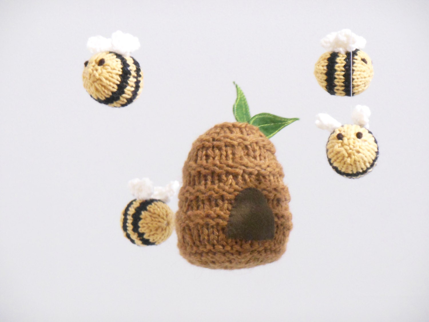 bumble bee baby mobile