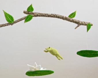 Frog and Lily Pad Baby Mobile, Gender Neutral Animal Nursery Decor