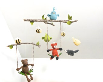 Grote Woodland Mobile, Woodland Nursery Decor, Nursery Fiber Sculptuur, Baby Mobile