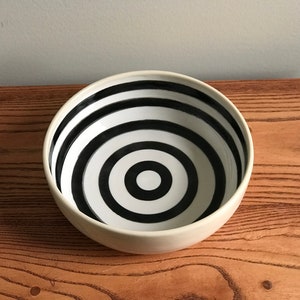 Pottery Pasta Bowl with Black and White Circular Pattern image 3