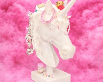 Silk White Unicorn - Girls Accessories, Jewellery & Headphone Holder Stand - Magical Unicorn Head Display