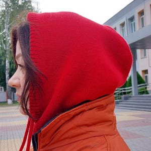 Gebreide bivakmuts, framboosrode muts van merinowol, muts en nekwarmer, hoofddoek/skimasker