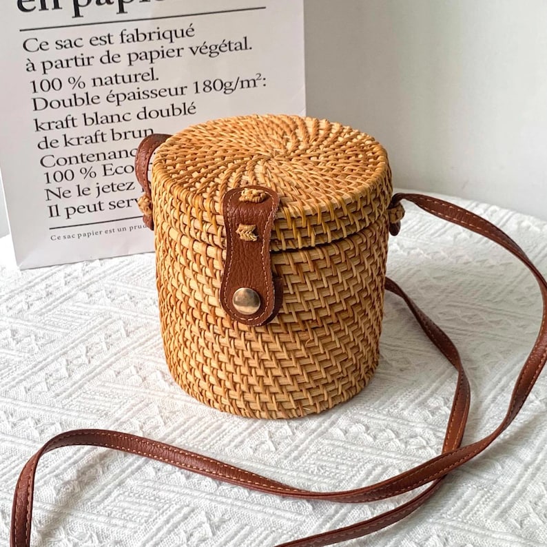 Runde Rattantasche | Bali Stroh Tasche - Handgewebte Umhängetasche, Boho Sommer Crossbody Geldbörse, Boho Strandtasche, Weihnachtsgeschenk für Sie Style J