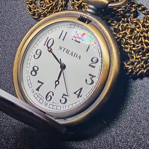 Strada Unisex Paris Pocket Watch Classic White Dial & Parisian Charm Bild 5