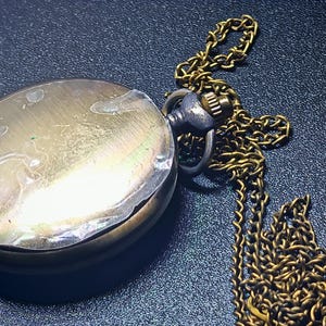 Strada Unisex Paris Pocket Watch Classic White Dial & Parisian Charm Bild 3