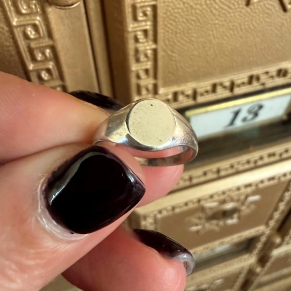Vintage Silver Signet Tiny Ring