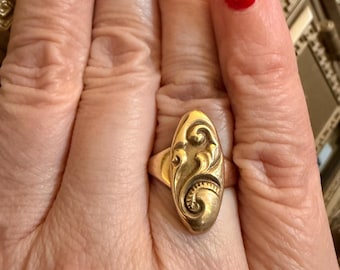 Vintage Art Nouveau Goldfilled Oval Ring